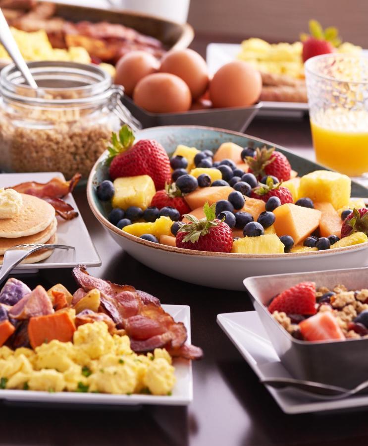 Hyatt Place Jaipur Malviya Nagar Ngoại thất bức ảnh Fruit salad